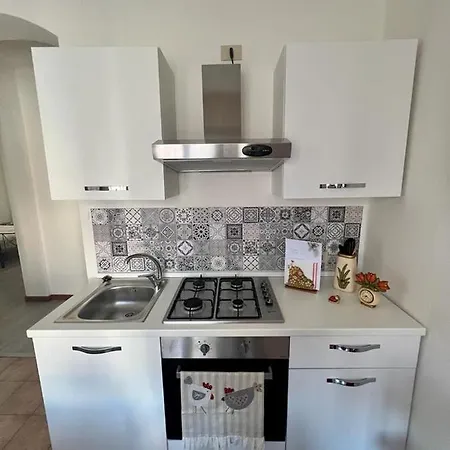 Casa Mirella Apartment *