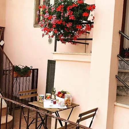 Casa Mirella Apartment